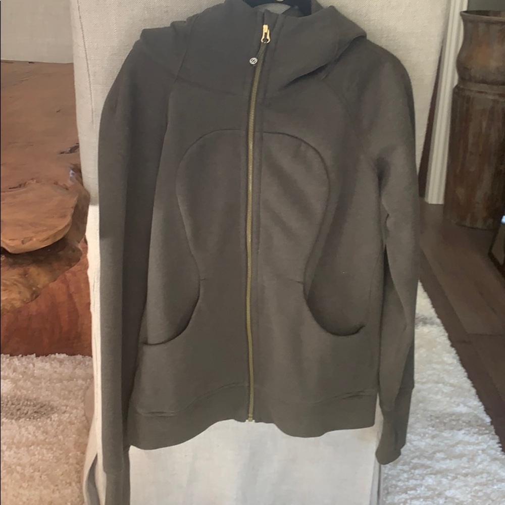 Lululemon Scuba olive green hoodie